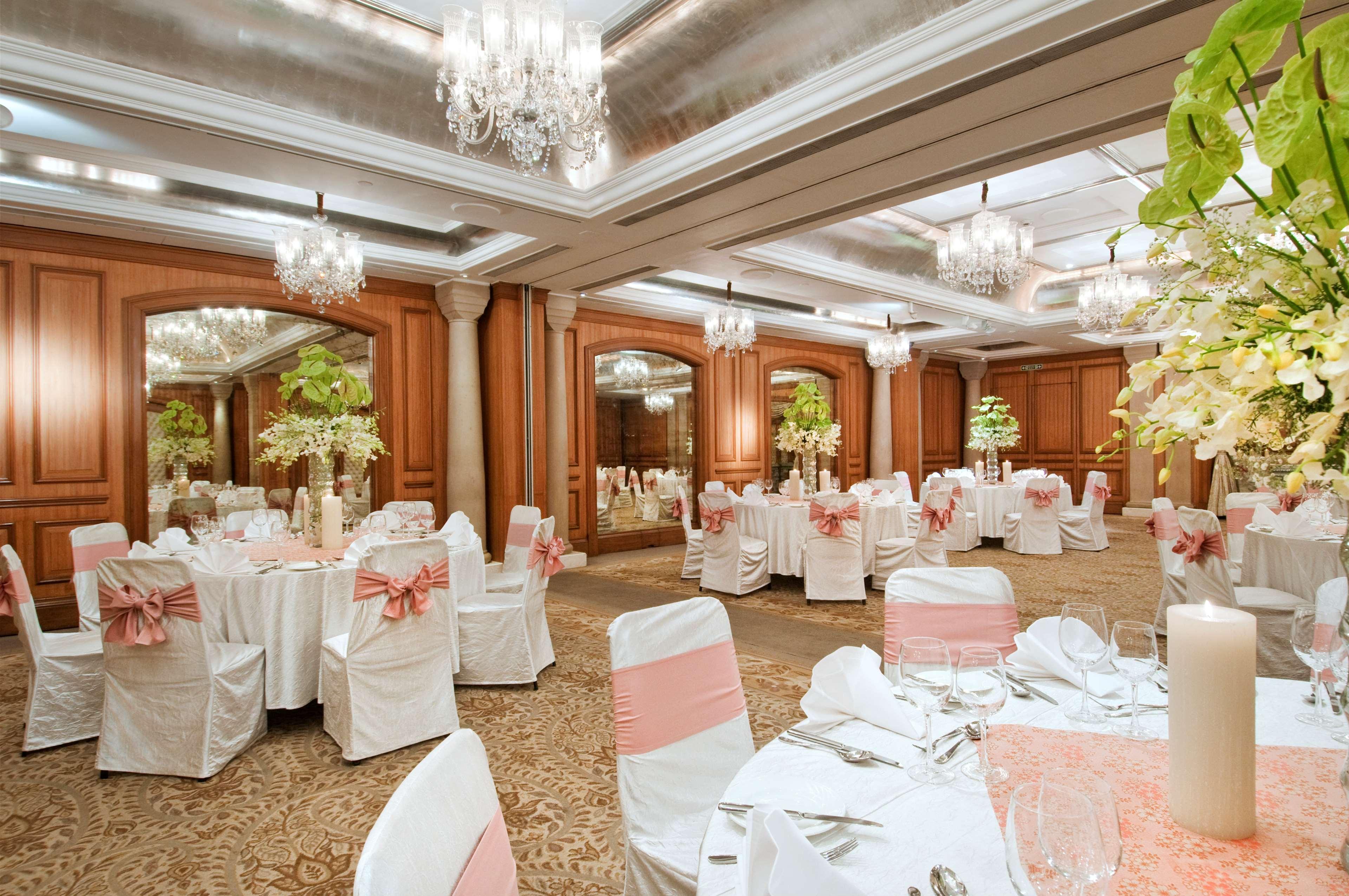 Hilton Mumbai International Airport Hotel Nhà hàng bức ảnh The ballroom at the Mandarin Oriental, Kuala Lumpur