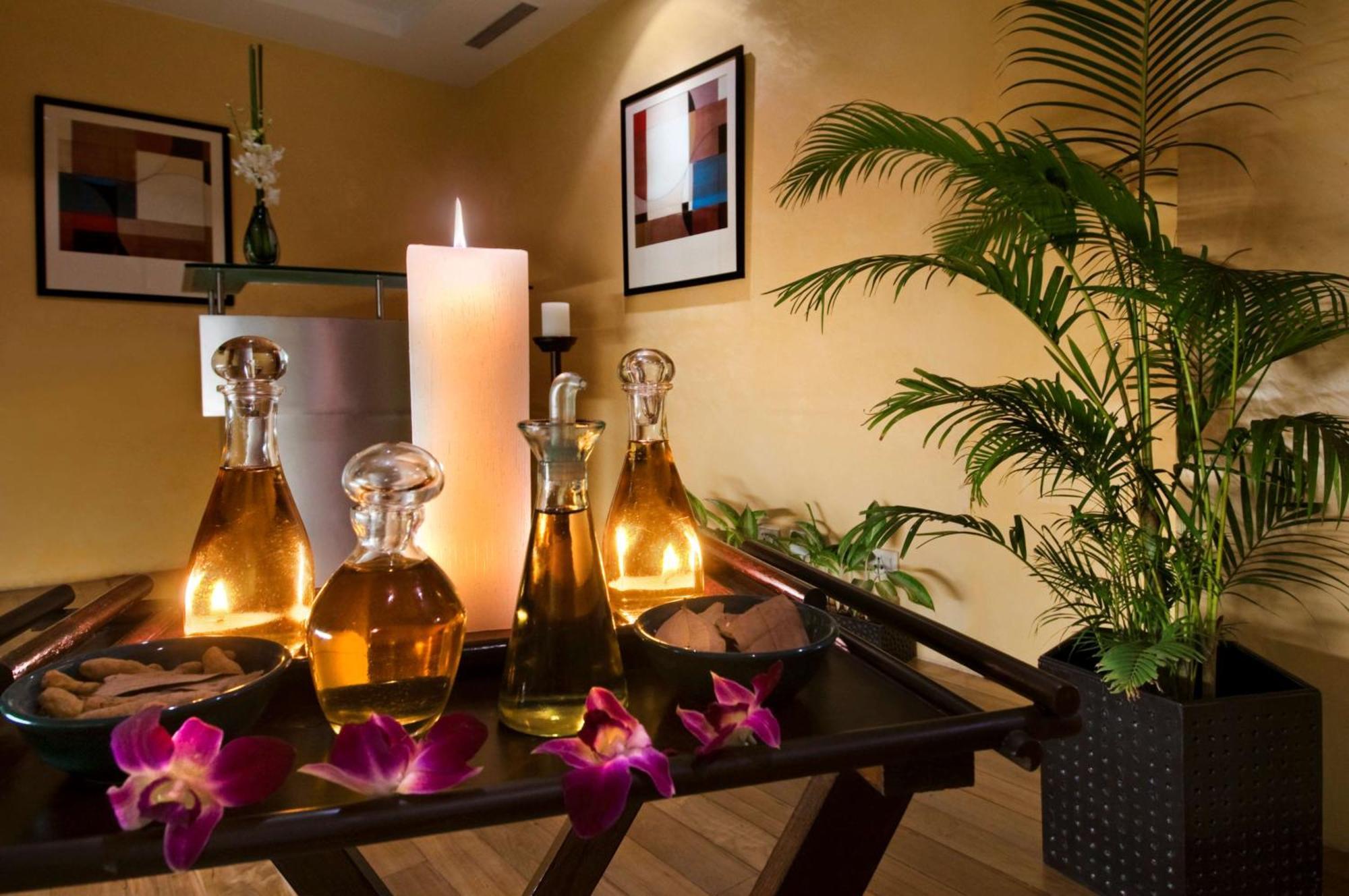 Hilton Mumbai International Airport Hotel Ngoại thất bức ảnh Spa at the Hilton San Francisco