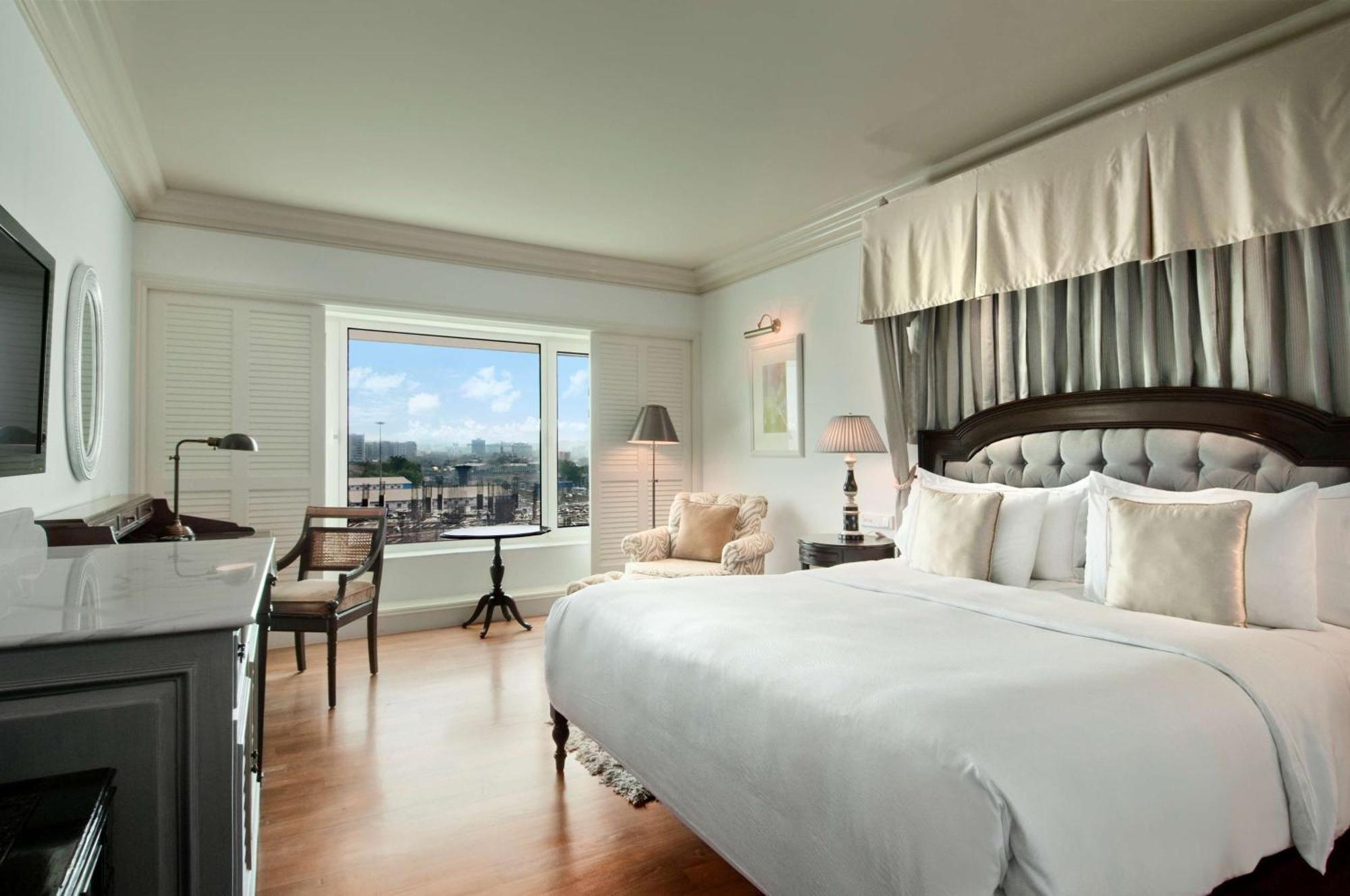 Hilton Mumbai International Airport Hotel Ngoại thất bức ảnh A guest room at the Mandarin Oriental Washington DC