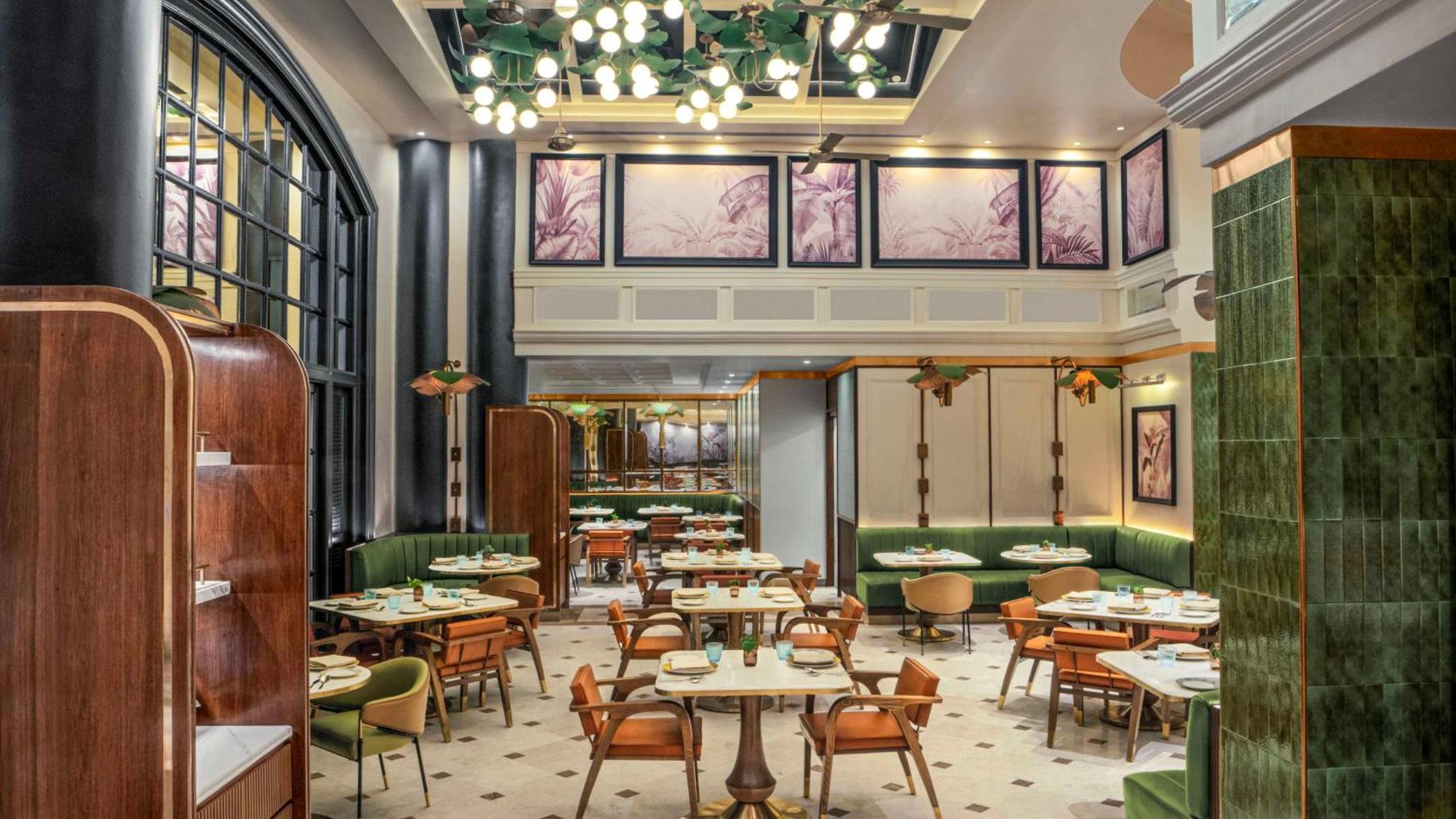 Hilton Mumbai International Airport Hotel Ngoại thất bức ảnh The interior of the restaurant